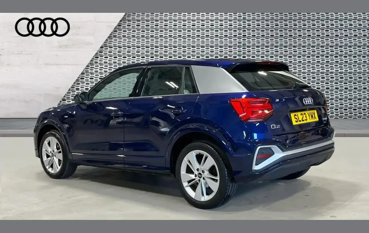 Used Audi Q2 S-Line 147 HP (108 kW) 2023 Blue SUV