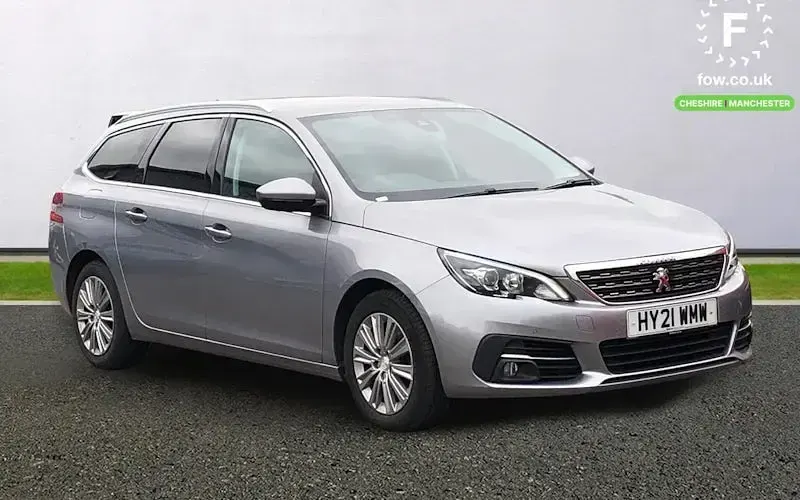Used Peugeot 308 SW Allure 131 HP (96 kW) 2021 Estate