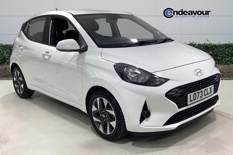 Used Hyundai i10 Advanced 84 HP (61 kW) 2023 Hatchback