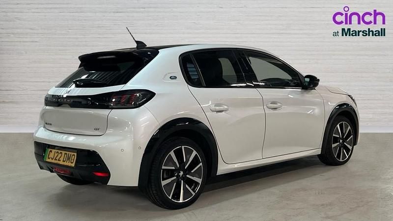 Used Peugeot e-208 GTi 100 kW (136 HP) 2022 White Hatchback