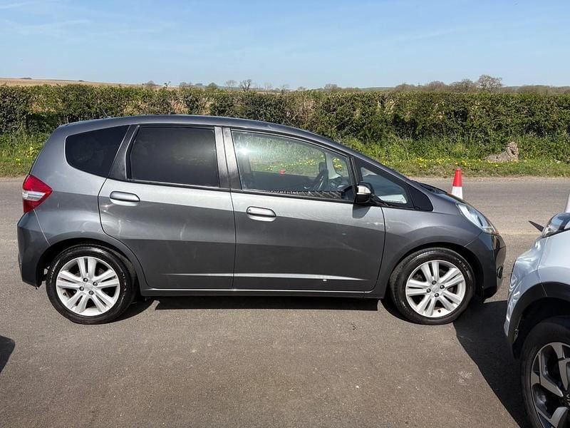 Used Honda Jazz EX 99 HP (72 kW) 2013 Grey Hatchback