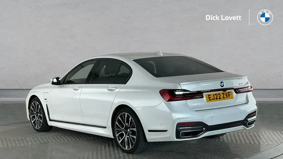 Used BMW 745e M Sport 389 HP (286 kW) 2022 White Sedan