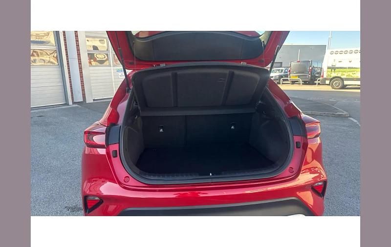Used Kia XCeed 118 HP (86 kW) 2021 Red SUV