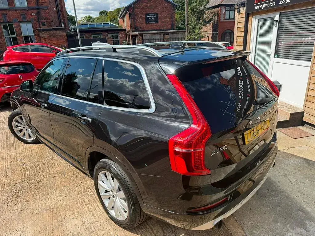 Used Volvo XC90 Momentum 2016 Black SUV