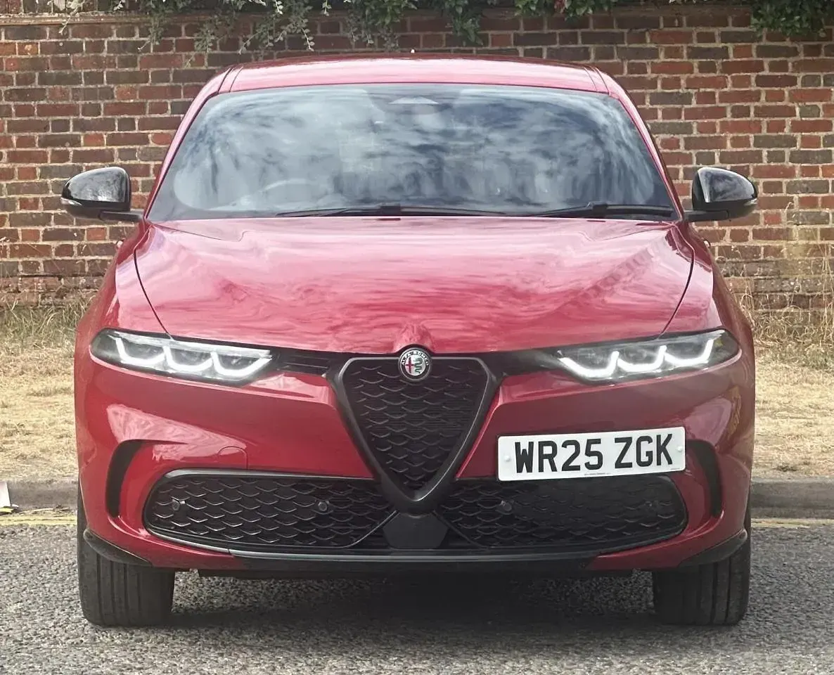 Used Alfa Romeo Tonale Veloce 158 HP (116 kW) 2025 Red SUV