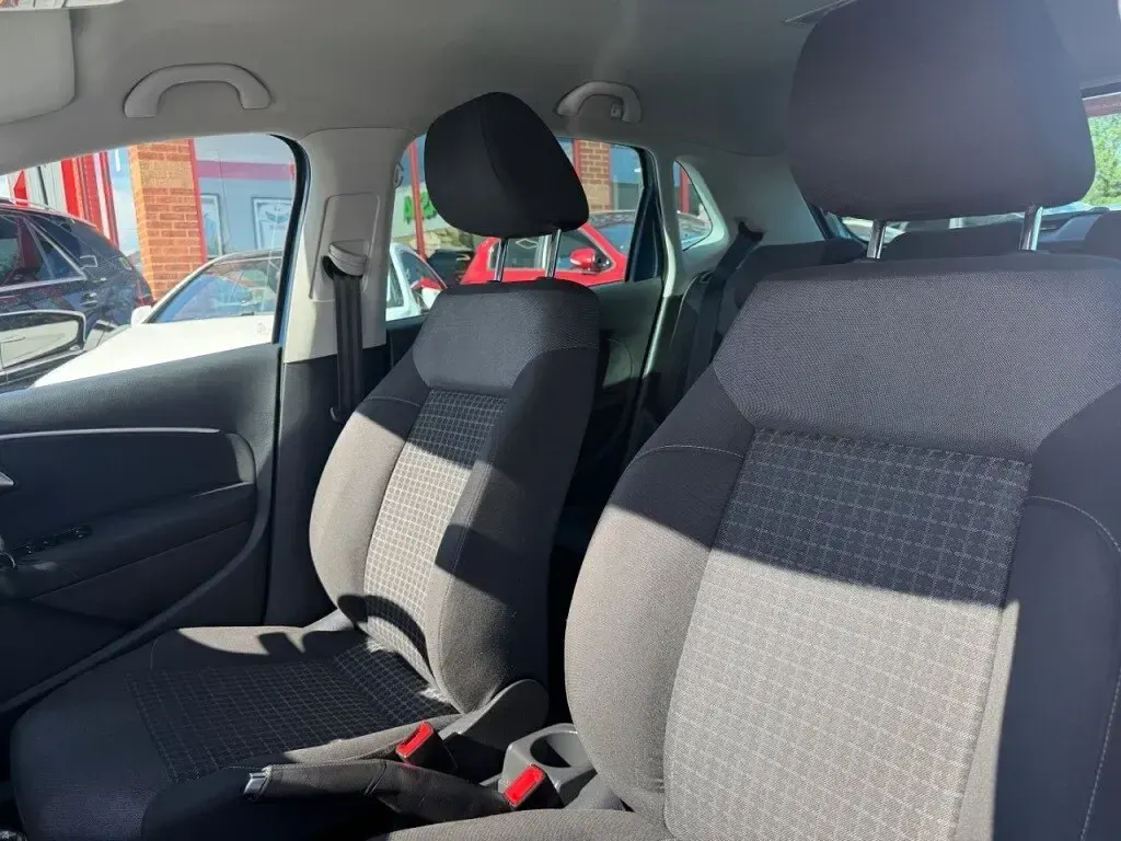Used VW Polo Edition 90 HP (66 kW) 2017 Blue Hatchback