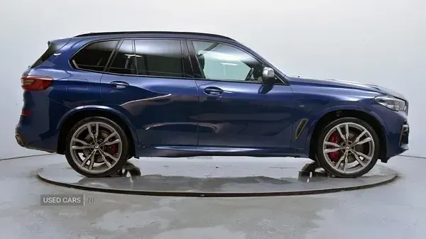 Gebraucht BMW X5 Comfort Edition 530 PS (389 kW) 2023 Blau SUV