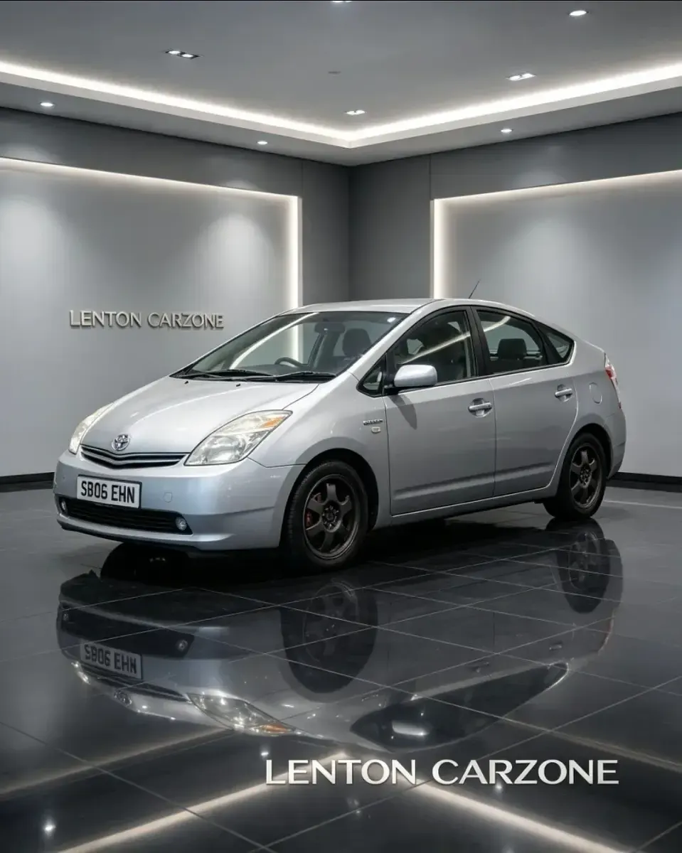 Used Toyota Prius T4 113 HP (83 kW) 2006 Silver Hatchback