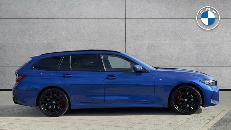Used BMW 320 M Sport 181 HP (133 kW) 2025 Blue Estate