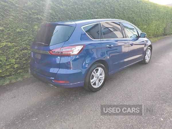 Used Ford S-MAX Titanium 180 HP (132 kW) 2017 Blue MPV