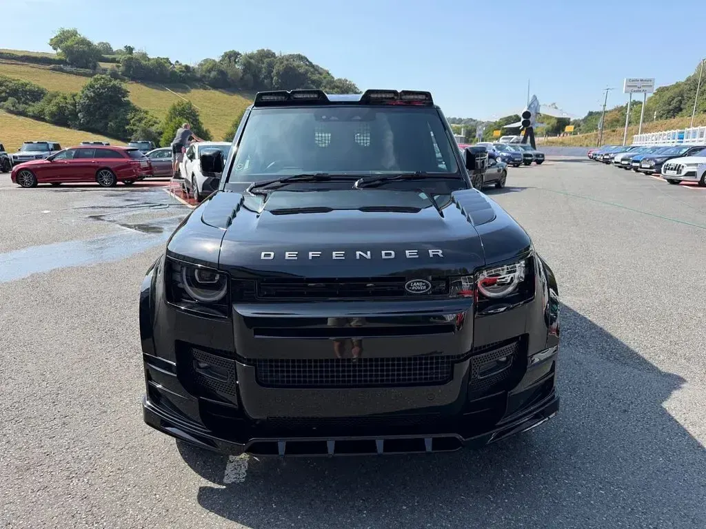 New Land Rover Defender 2026 Black SUV