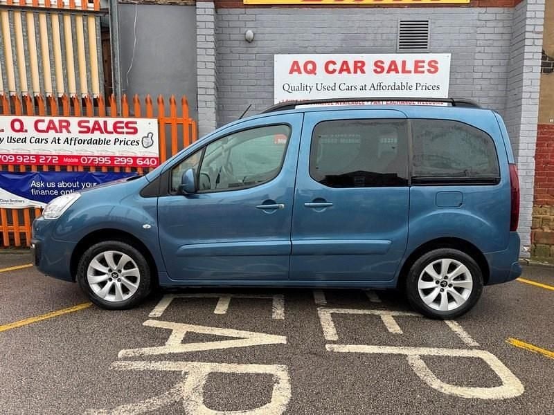 Used Citroën Berlingo Flair 2017 Blue MPV