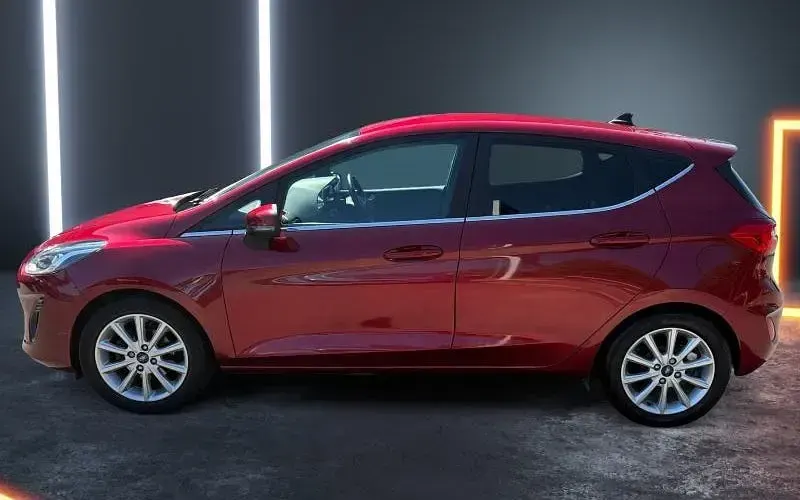 Usado Ford Fiesta Titanium 101 HP (74 kW) 2019 Citadino