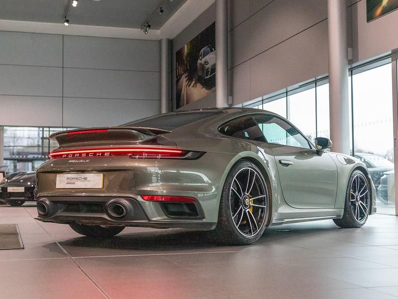 Used Porsche 911 Turbo S 650 HP (478 kW) 1969 Aventurine green metallic Coupe