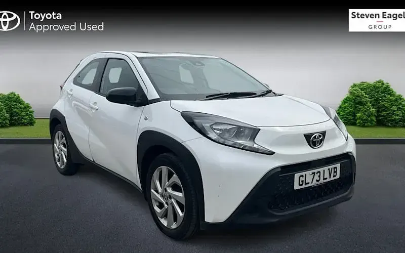 Used Toyota Aygo X PURE 72 HP (52 kW) 2024 SUV