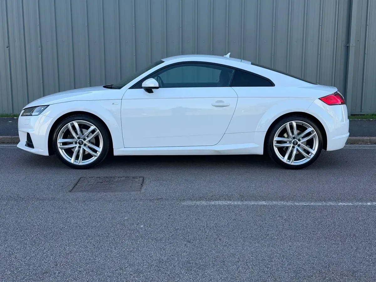 Used Audi TT S-Line 230 HP (169 kW) 2015 White Coupe
