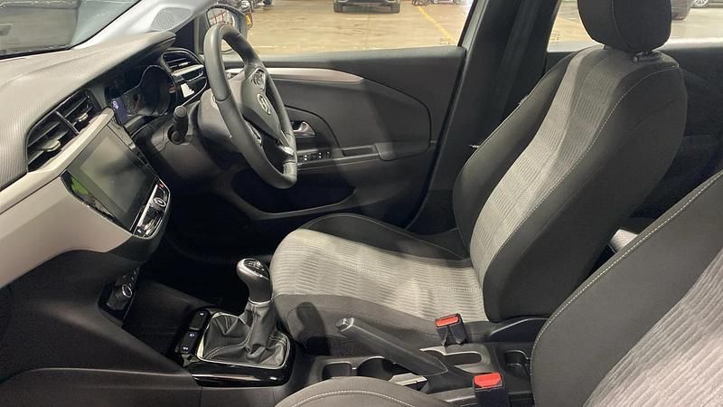 Used Vauxhall Corsa Design Edition 75 HP (55 kW) 2023 Grey Hatchback
