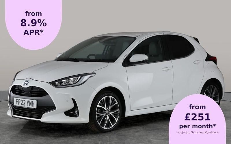 Used 2024 Toyota Yaris Hybrid Hatchback | £16,951 (Good price) - Image 1/3