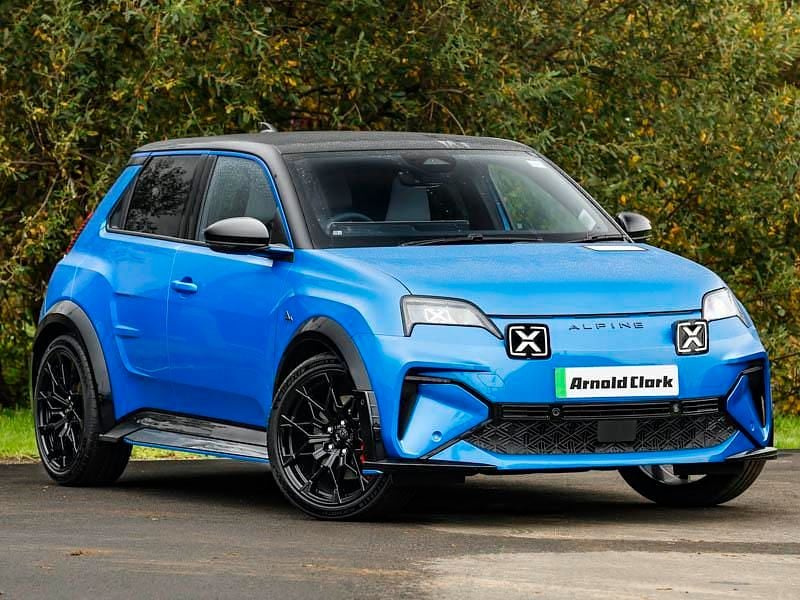 Blue New 2025 Alpine A290 Hatchback | £38,998 (Fair price) - Image 1/4