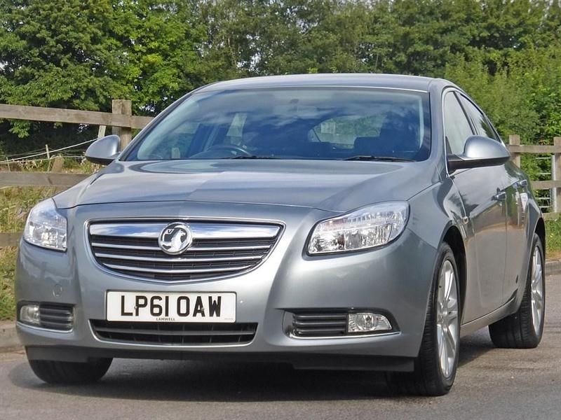 Silver Used 2012 Vauxhall Insignia Hatchback | £5,995 - Image 1/4