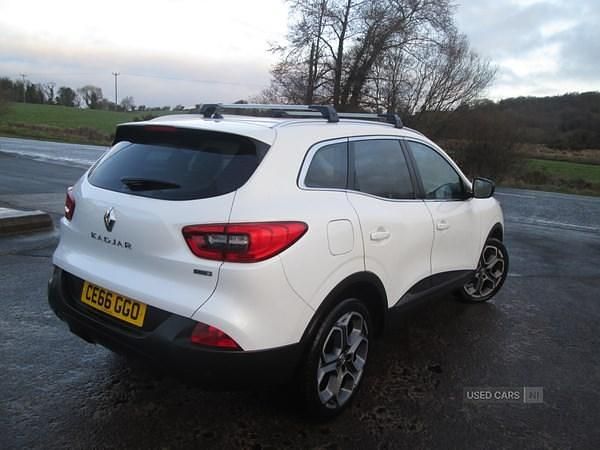 Used Renault Kadjar Dynamique 110 HP (80 kW) 2016 White SUV