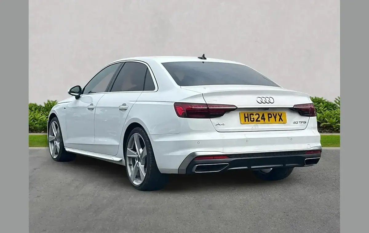 Used Audi A4 S-Line 204 HP (150 kW) 2024 White Sedan