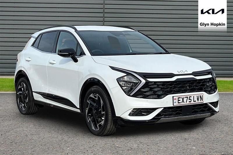 White New 2025 Kia Sportage GT-Line SUV | £28,870 (Good price) - Image 1/1