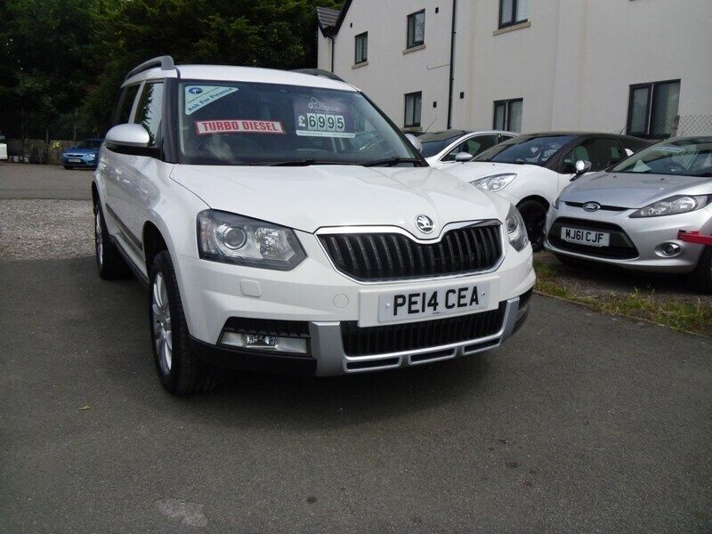 White Used 2014 Skoda Yeti Elegance SUV | £6,995 (Fair price) - Image 1/4
