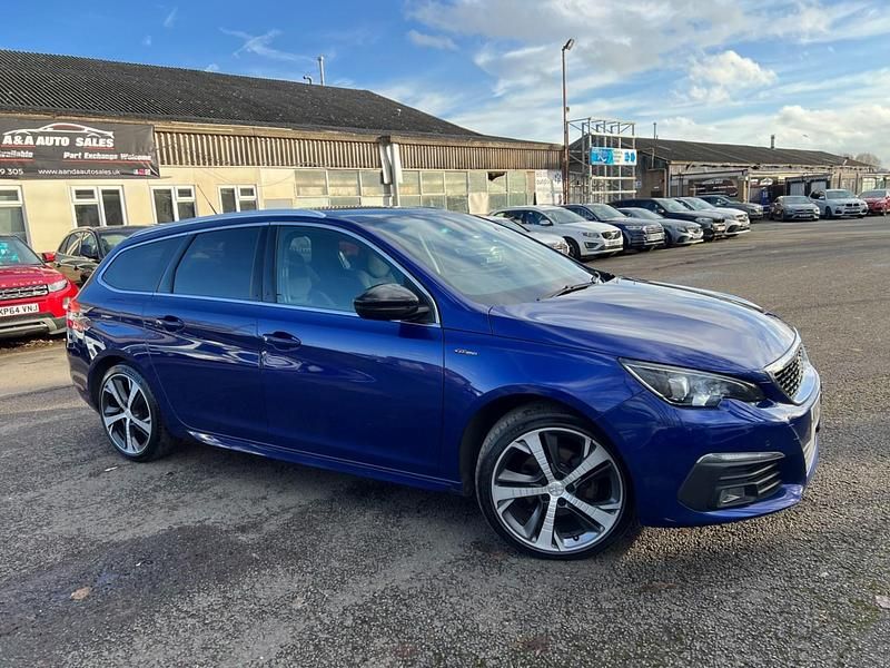 Used Peugeot 308 GT-line 130 HP (95 kW) 2019 Blue Estate