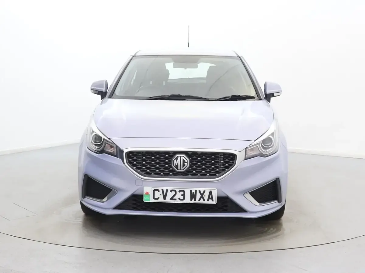 Used MG MG3 Exclusive 106 HP (77 kW) 2023 Silver Hatchback