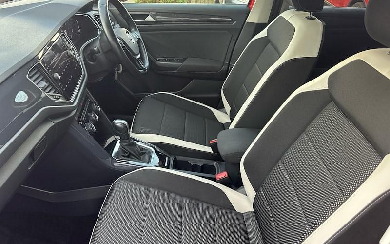 Used VW T-Roc SEL 150 HP (110 kW) 2020 Red SUV