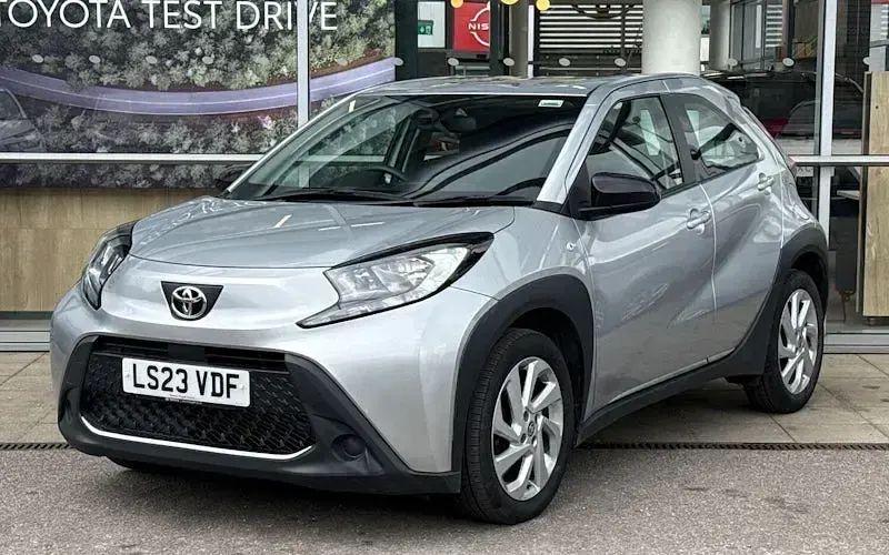 Used Toyota Aygo X PURE 72 HP (52 kW) 2025 SUV