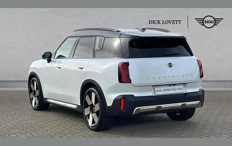Used Mini Countryman Exclusive 150 kW (204 HP) 2024 White SUV