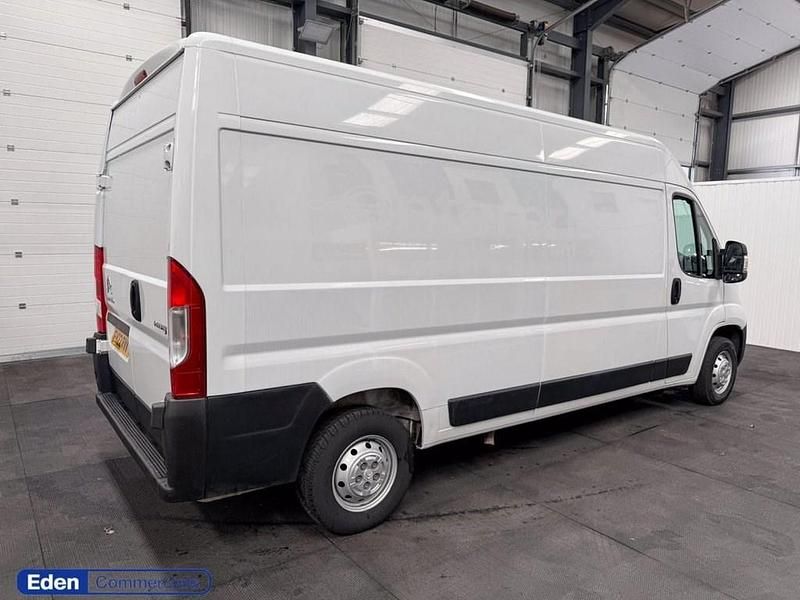 Used Citroën Relay 140 HP (102 kW) 2023 White Van