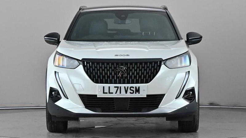White Used 2022 Peugeot 2008 GT SUV | £14,499 (Fair price) - Image 1/4