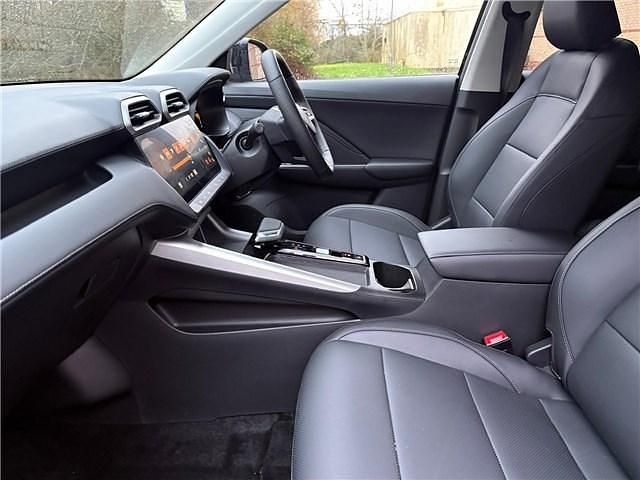 New MG ZS Trophy 196 HP (144 kW) 2026 Metallic  black pearl SUV