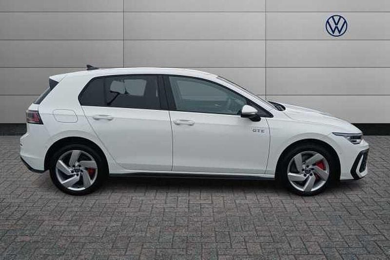 Used VW Golf VIII GTE 272 HP (200 kW) 2025 White Hatchback