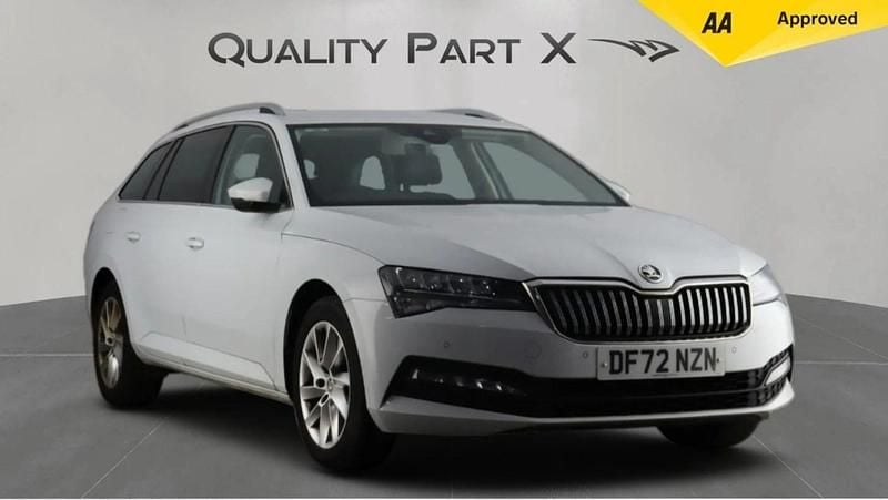 White Used 2023 Skoda Superb SE Technology Estate | £13,699 (Good price) - Image 1/4