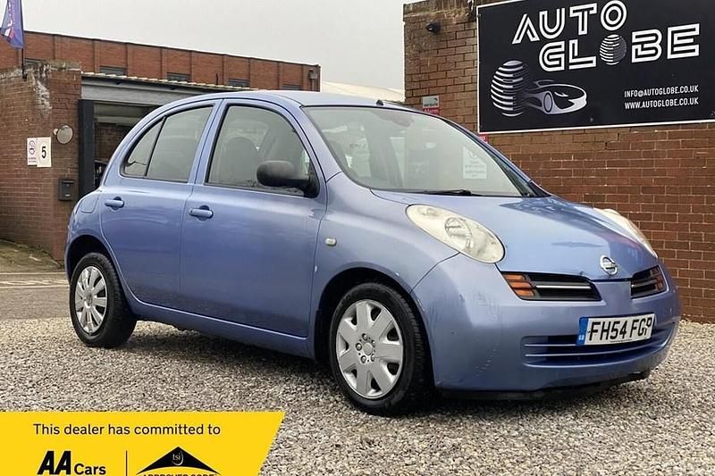 Used Nissan Micra SE 79 HP (58 kW) 2004 Blue Hatchback