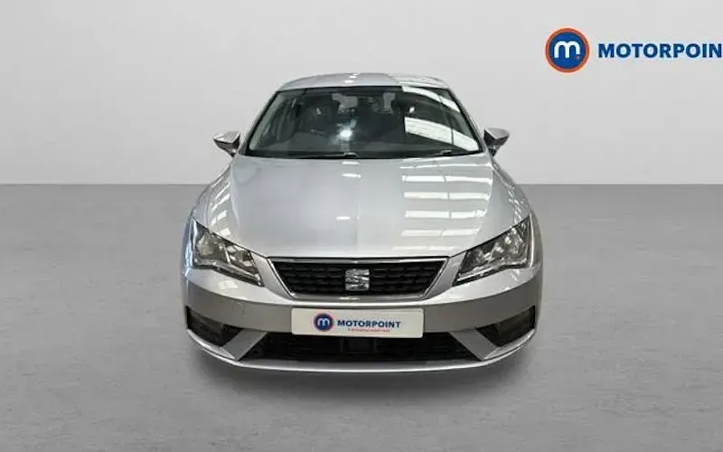 Used Seat Leon SE 131 HP (96 kW) 2019 Silver Hatchback