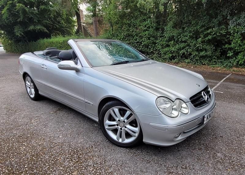Used Mercedes CLK320 Avantgarde 2005 Silver Cabriolet