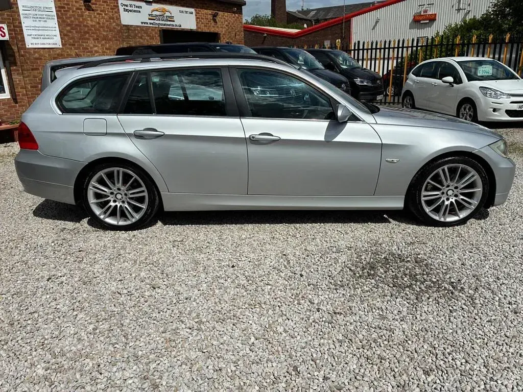 Used BMW 325 2006 Silver Estate