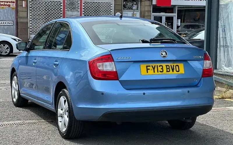Used Skoda Rapid SE 122 HP (89 kW) 2015 Hatchback