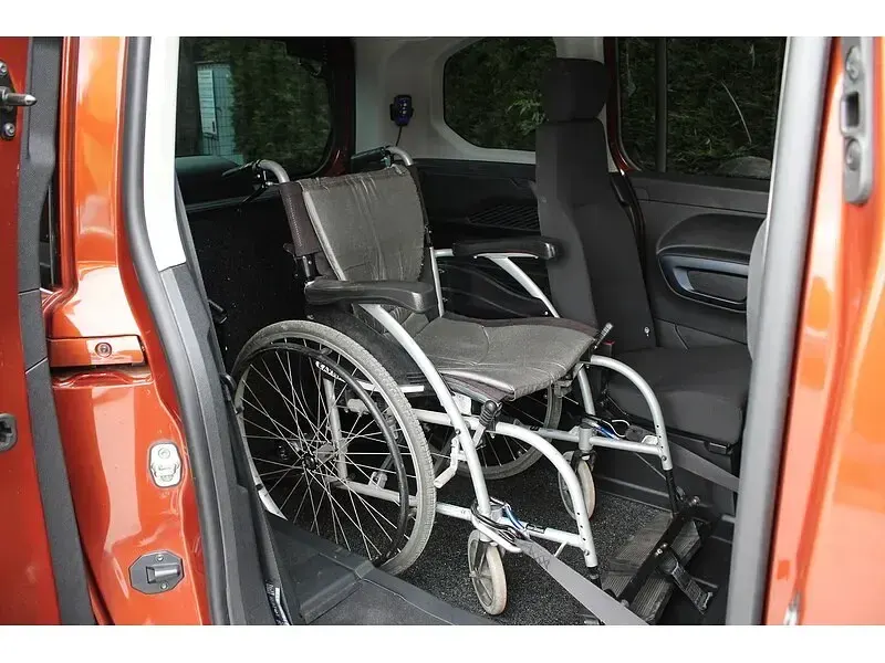 Used Peugeot Rifter Allure 100 HP (73 kW) 2021 Bronze MPV