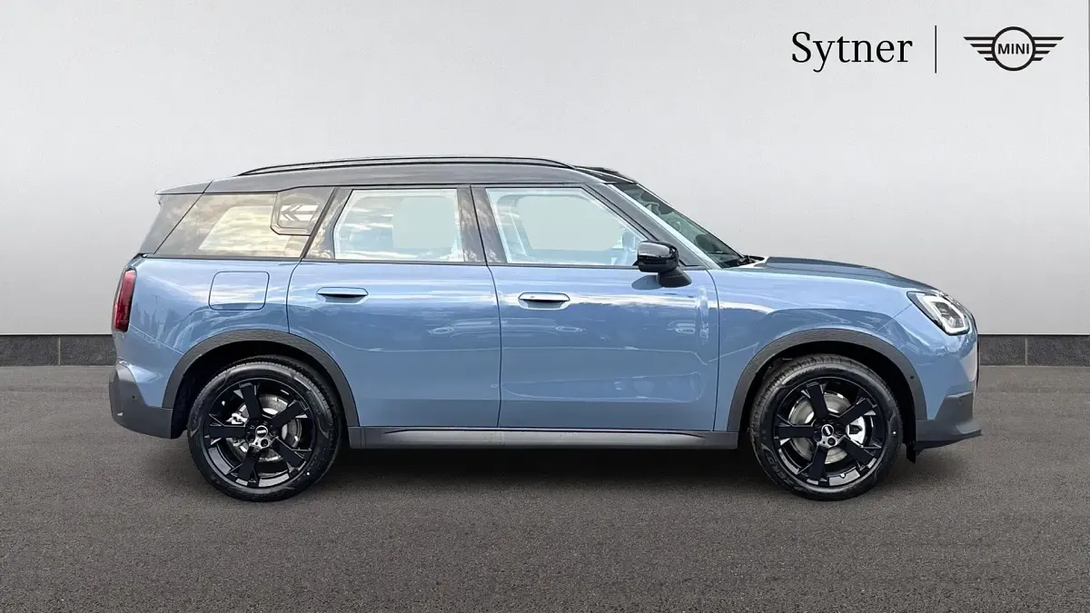 Used Mini Countryman 168 HP (123 kW) 2025 Blue SUV