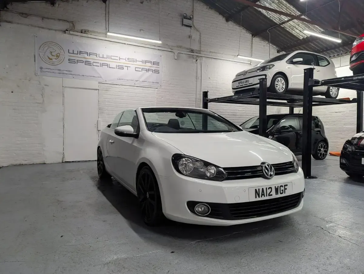 Usado VW Golf Cabriolet GT 140 HP (102 kW) 2012 Branco Cabrios