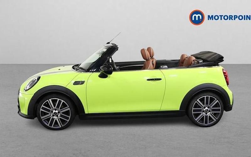 Used Mini Cooper S Cabriolet Exclusive 178 HP (130 kW) 2022 Yellow Cabriolet