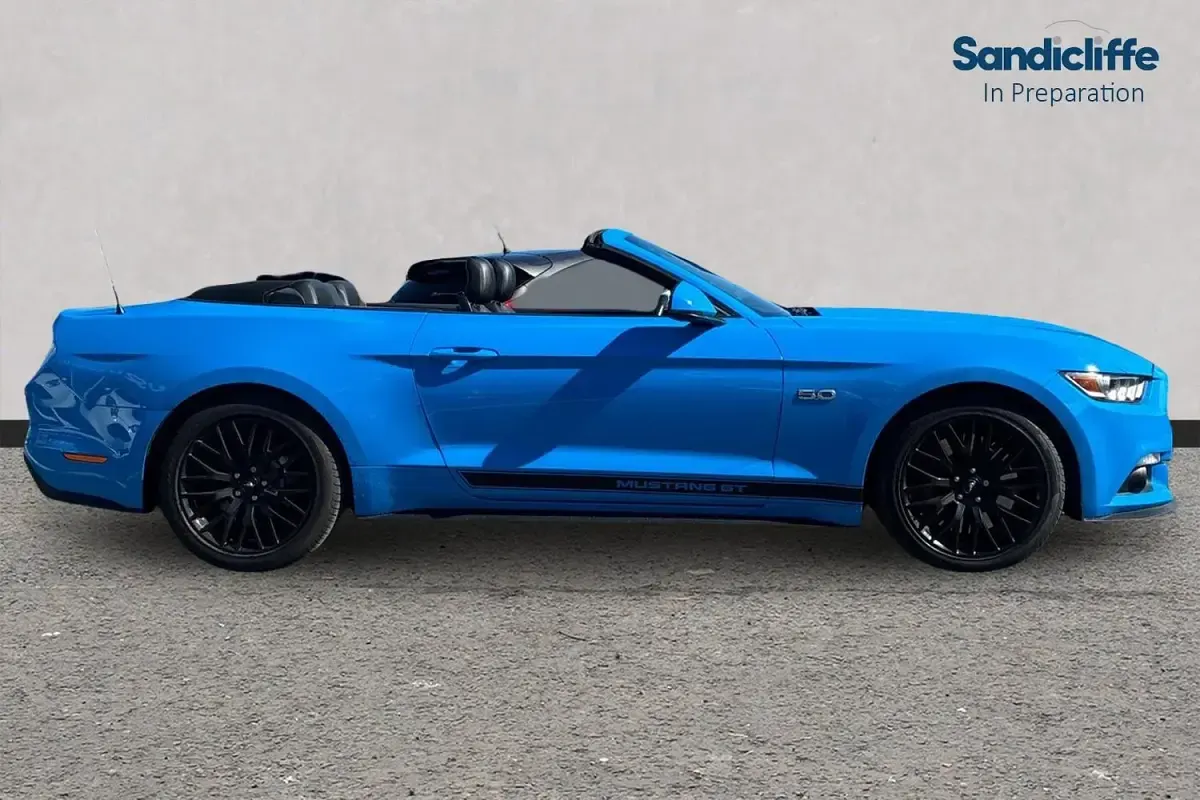 Käytetty Ford Mustang 450 HP (330 kW) 2018 Sininen