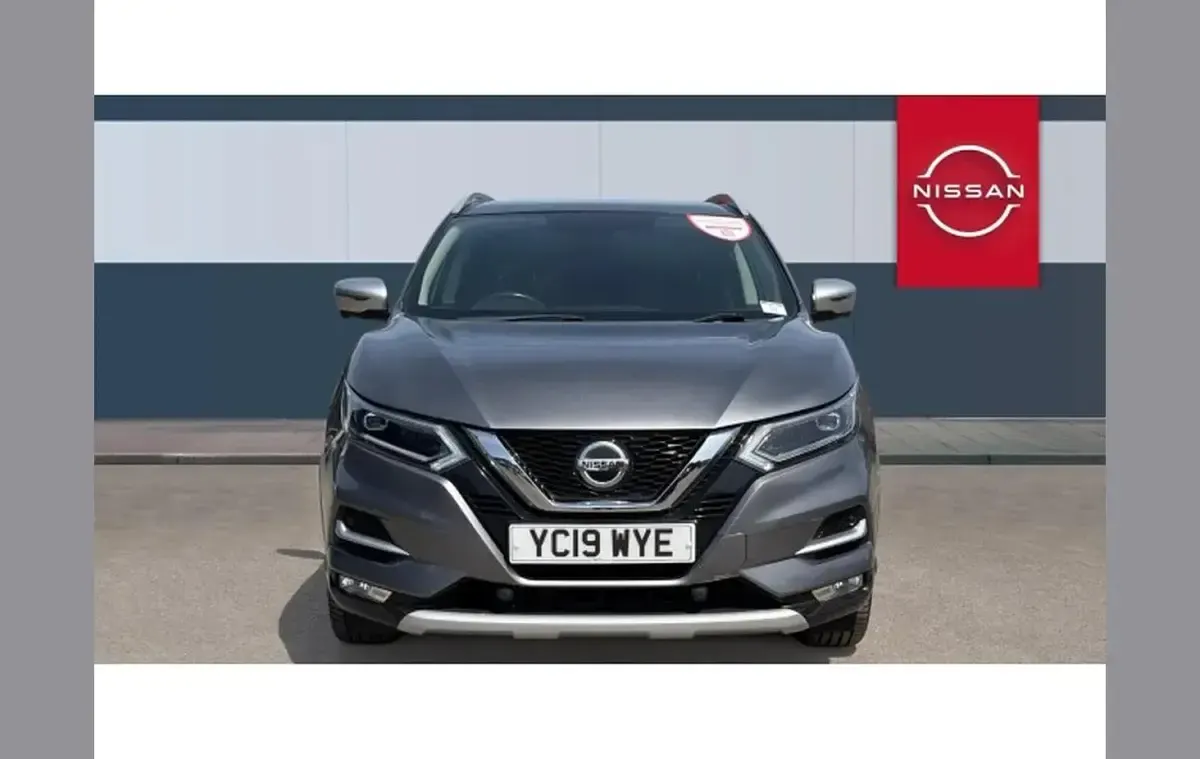 Used Nissan Qashqai N-Motion 138 HP (101 kW) 2019 Grey SUV