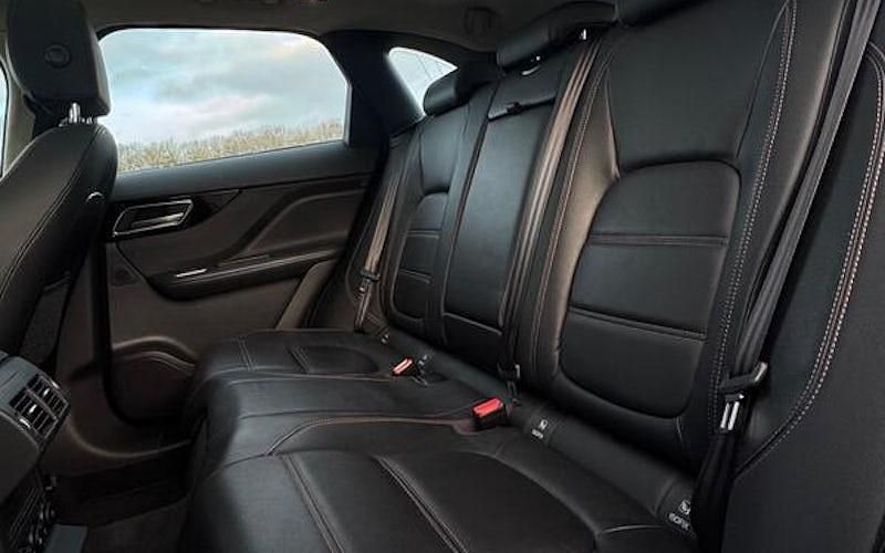 Used Jaguar F-Pace Prestige 179 HP (131 kW) 2020 SUV